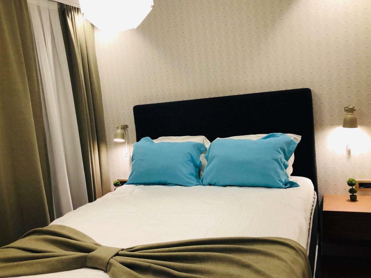 Boulevard Exclusive Pristina Exteriör bild